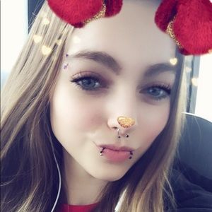 Meet your Posher, Ashlyn